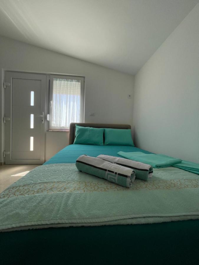 Mit-Apartments Šušanj エクステリア 写真